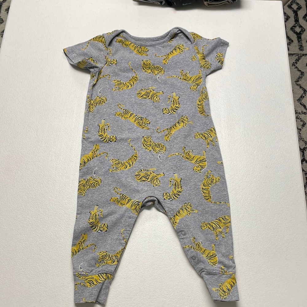Tea tiger romper 12-18 months